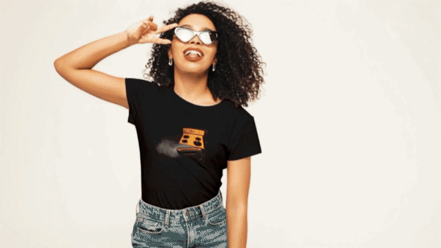 Stove%20tshirt%20 %20female Animated%20Image%20%28Large%29